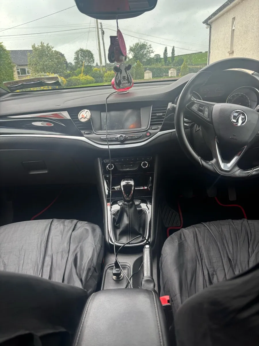 152 Vauxhall Astra SRI 1.6 - Image 3
