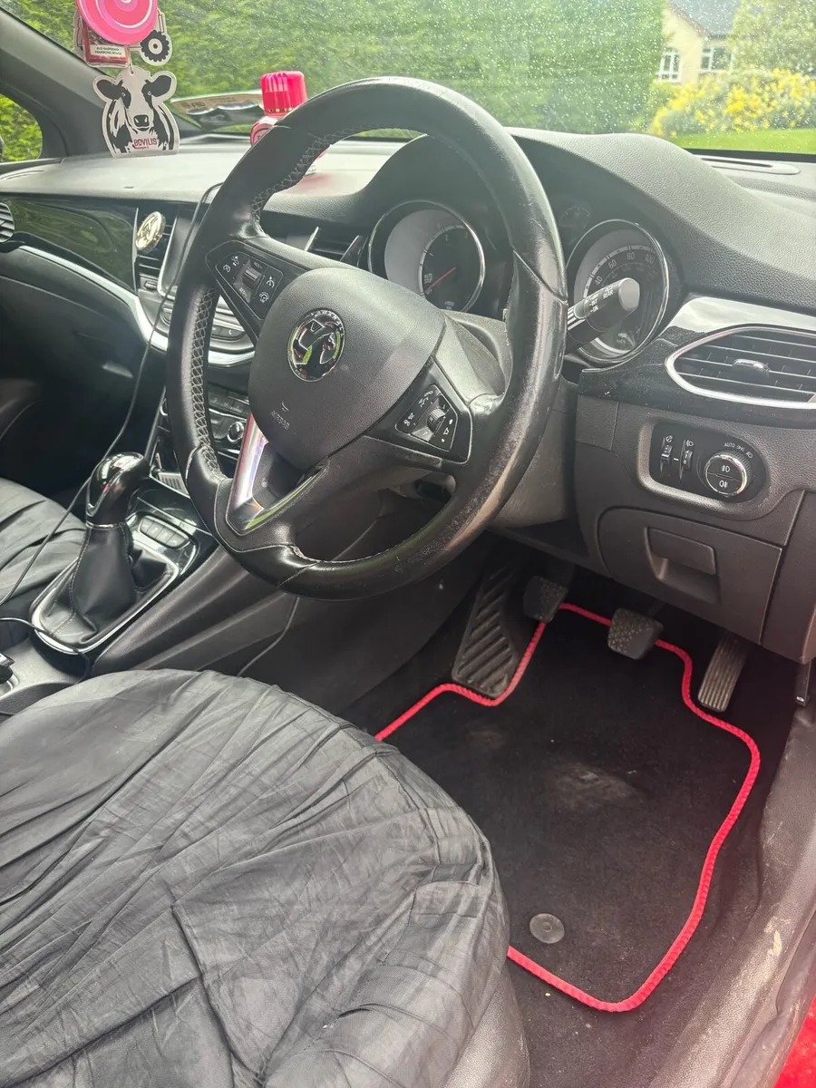 152 Vauxhall Astra SRI 1.6 - Image 4