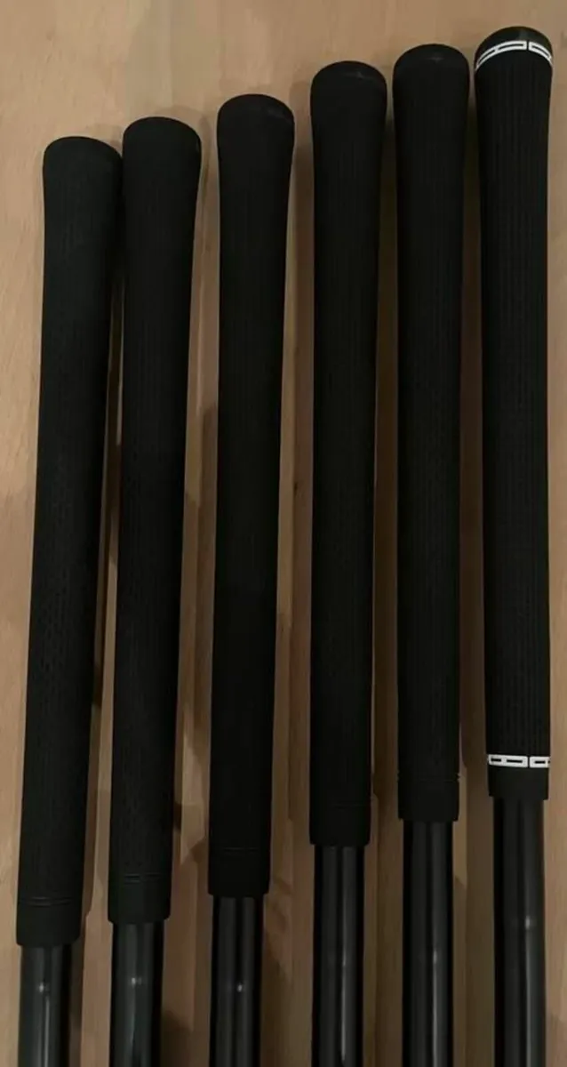 Titleist T200 Iron Set 5-PW Stiff - Image 3