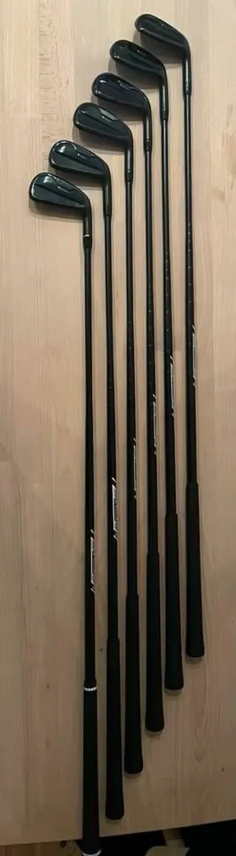 Titleist T200 Iron Set 5-PW Stiff - Image 4