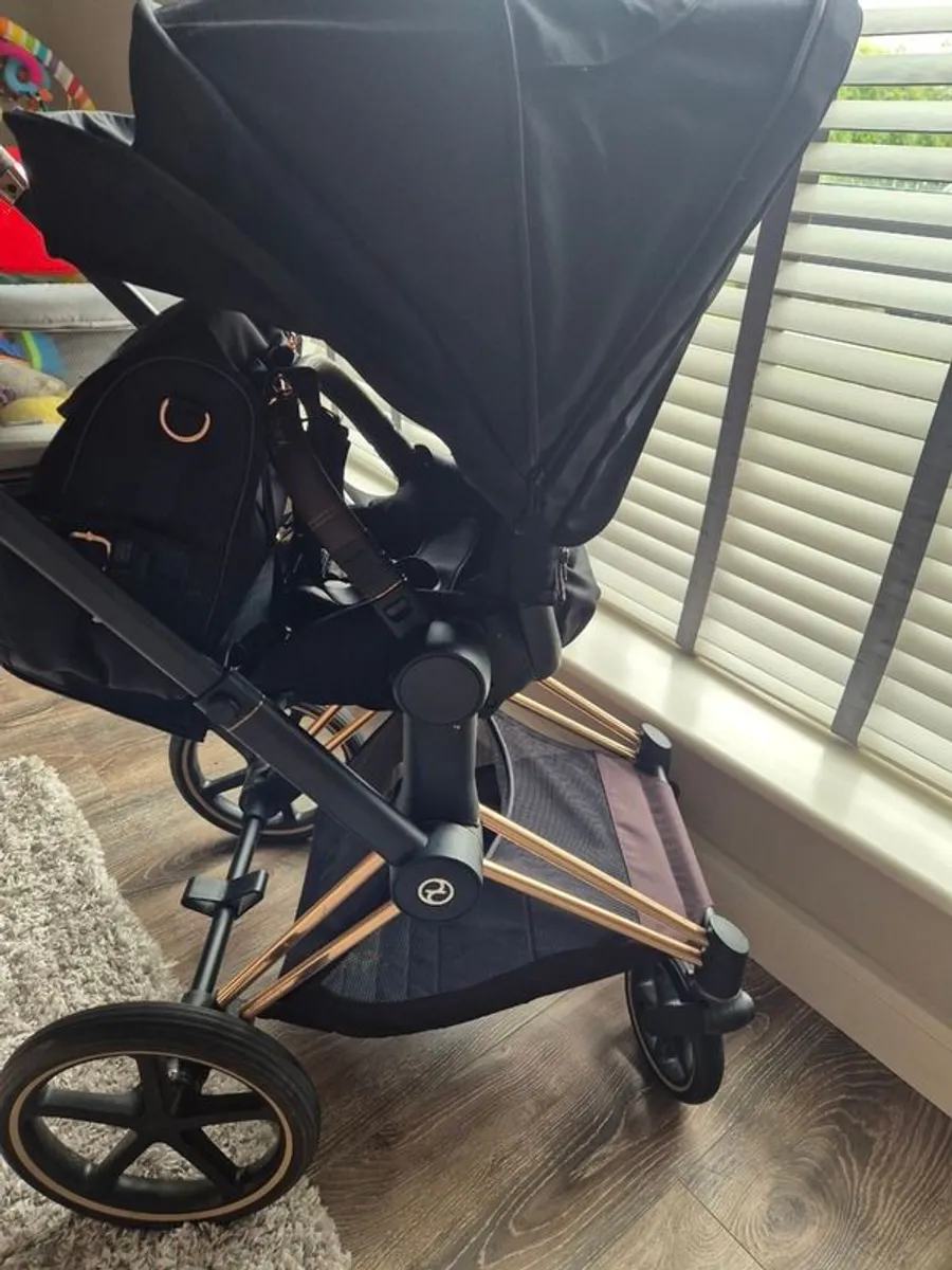 Cybex priam full travel system - everything you need. Well loved. - Image 2
