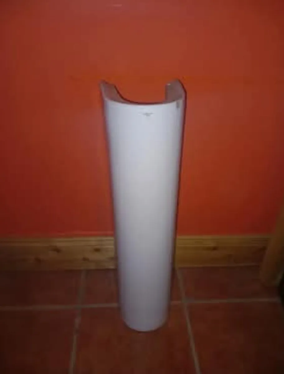 Pedestal and sink - brand new - Image 2