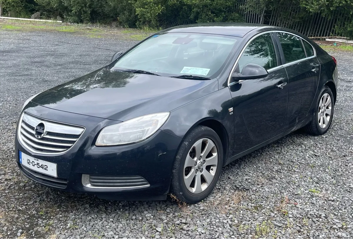 2012 Opel insignia €1000 - Image 2