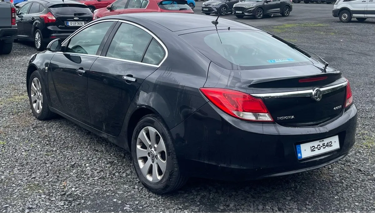 2012 Opel insignia €1000 - Image 3
