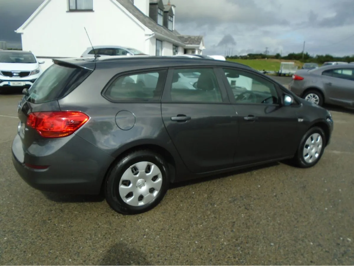 Opel Astra S 1.7 Cdti 110PS Ecoflex 5DR - Image 3