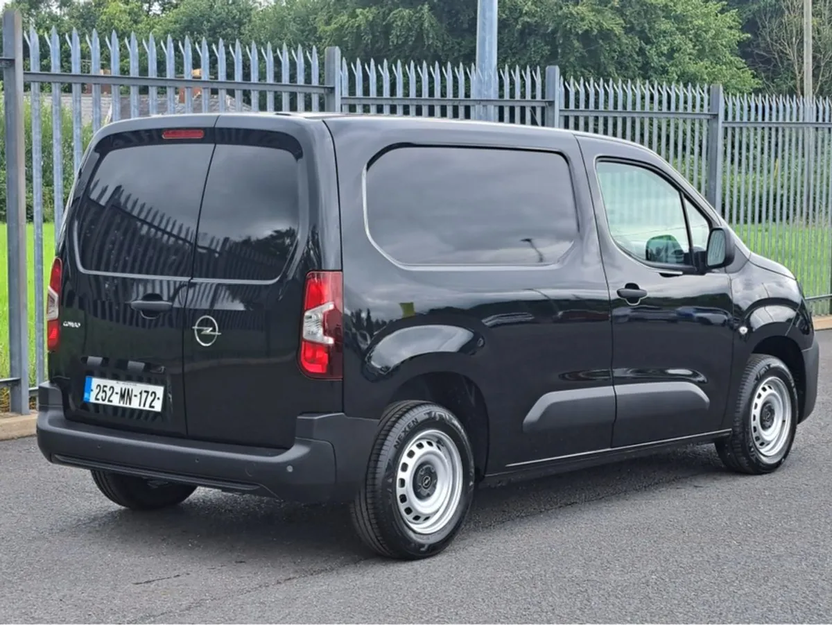 Opel Combo Komfort 1.5td 100BHP L1h1 - Image 4