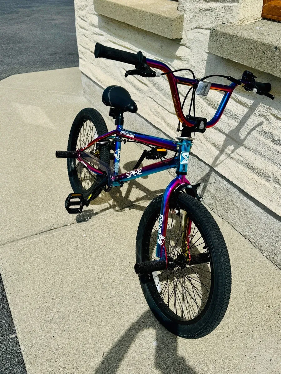 Kids bike - Image 4