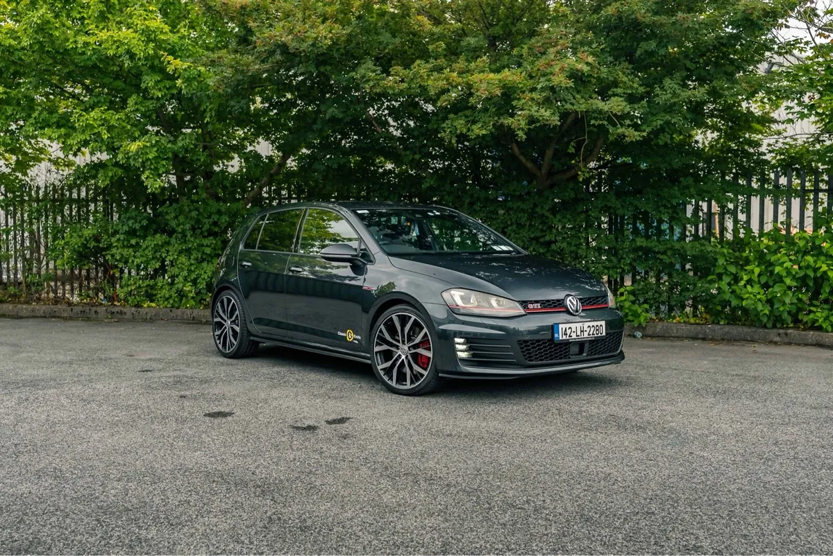 2014 Volkswagen Golf GTi Performance Pack - Image 1