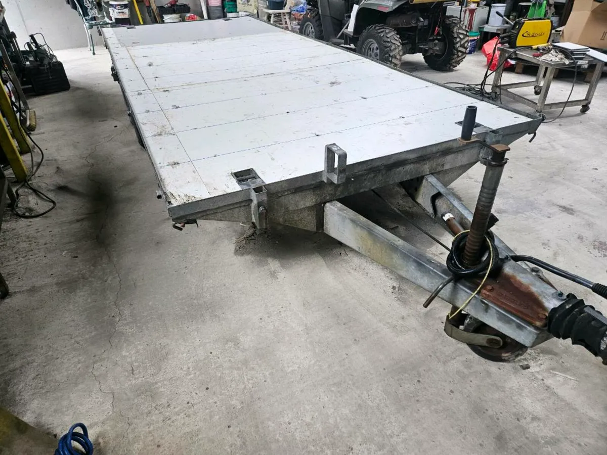 16ft flat trailer - Image 1