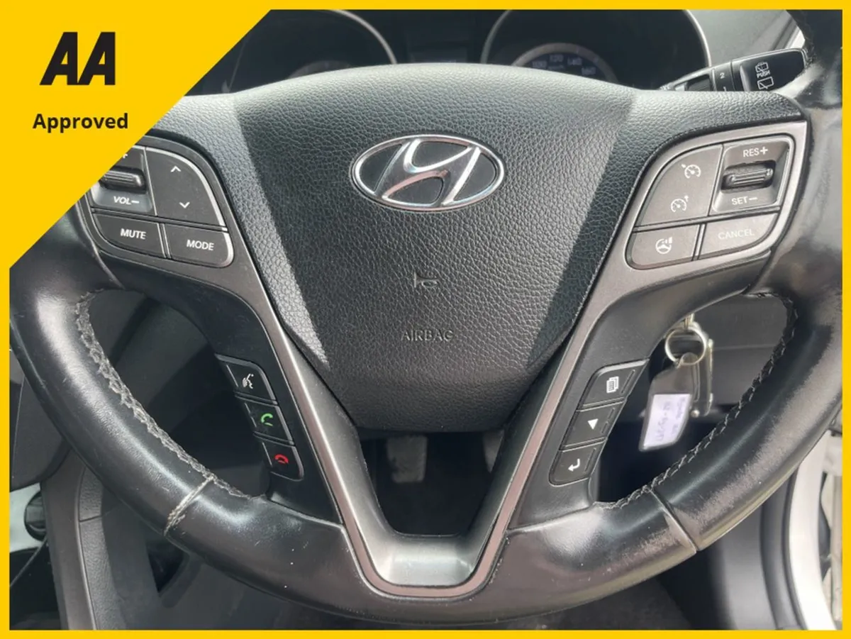 Hyundai Santa Fe 4WD Executive Free Delivery - Image 4