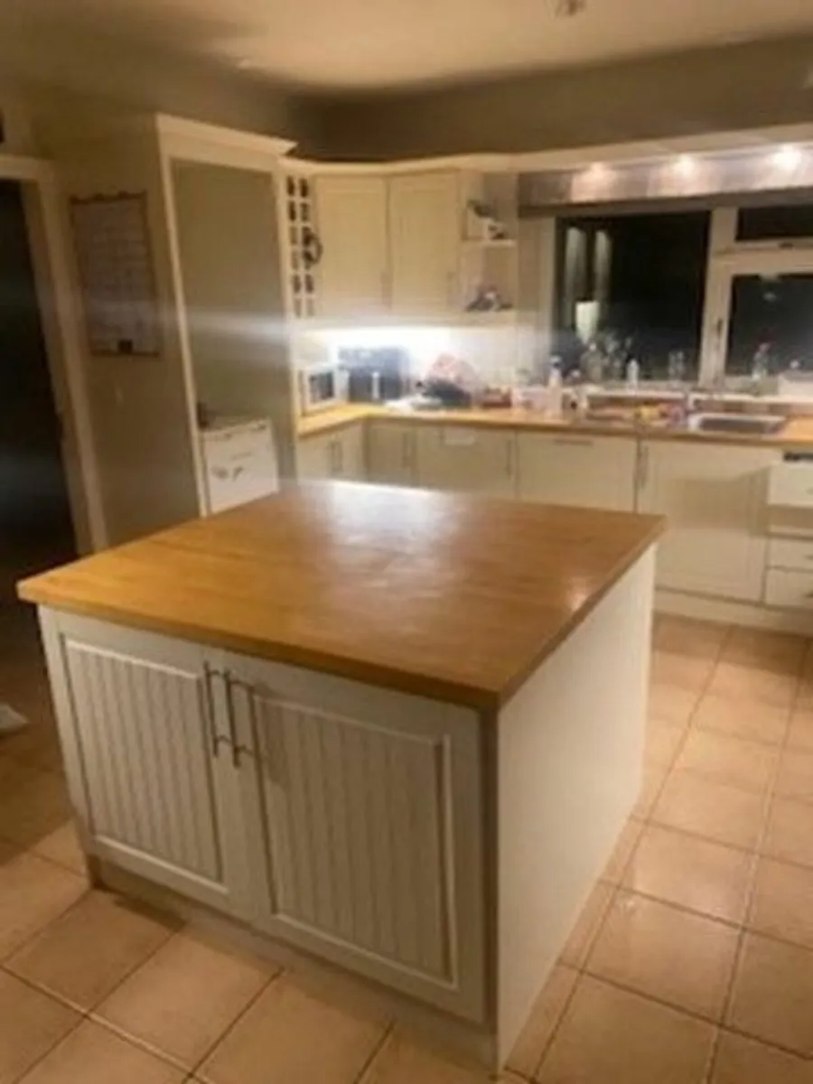 Kitchen - Image 4