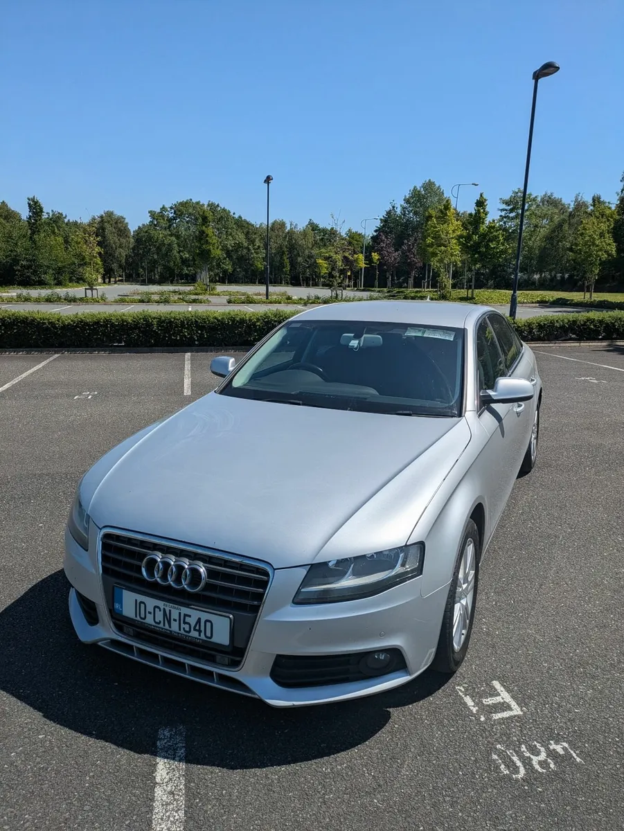 Audi A4 2010 - Image 2