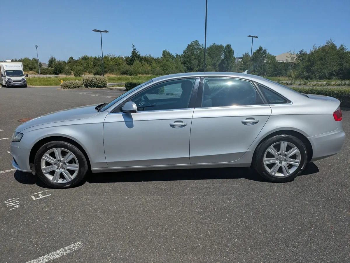 Audi A4 2010 - Image 3