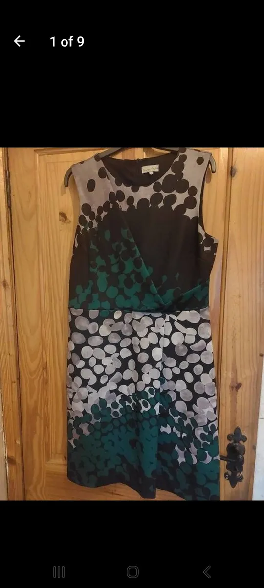 Phase Eight dress (free postage) - Image 1