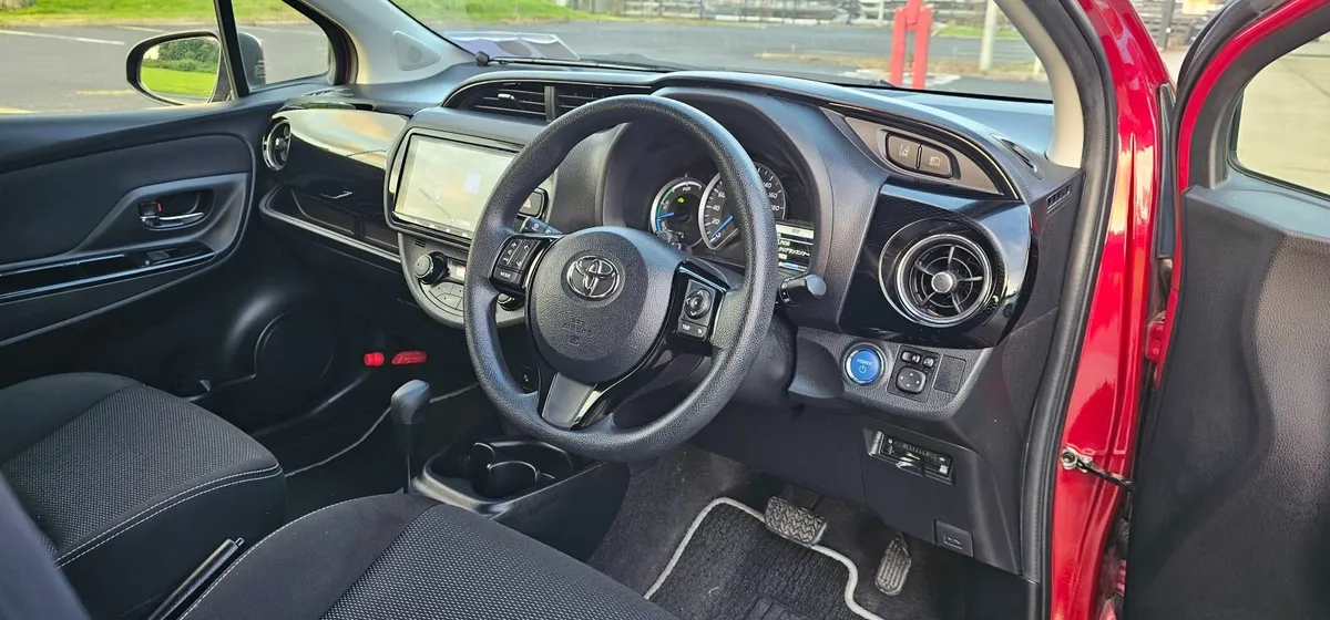 Toyota Vitz 2019 hybrid - Image 2