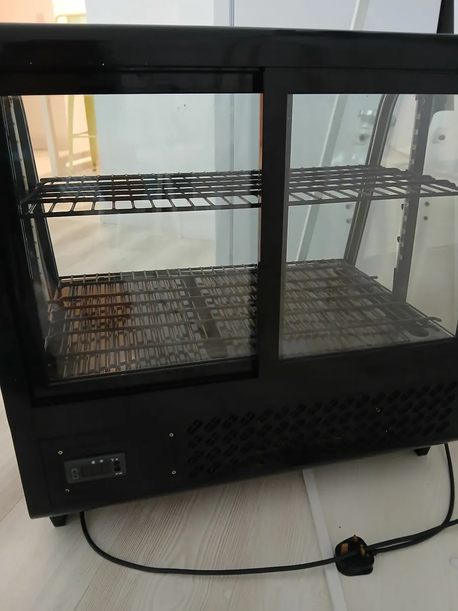 Counter top fridge - Image 2