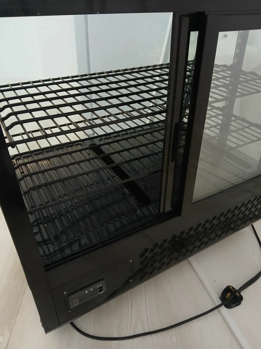 Counter top fridge - Image 3