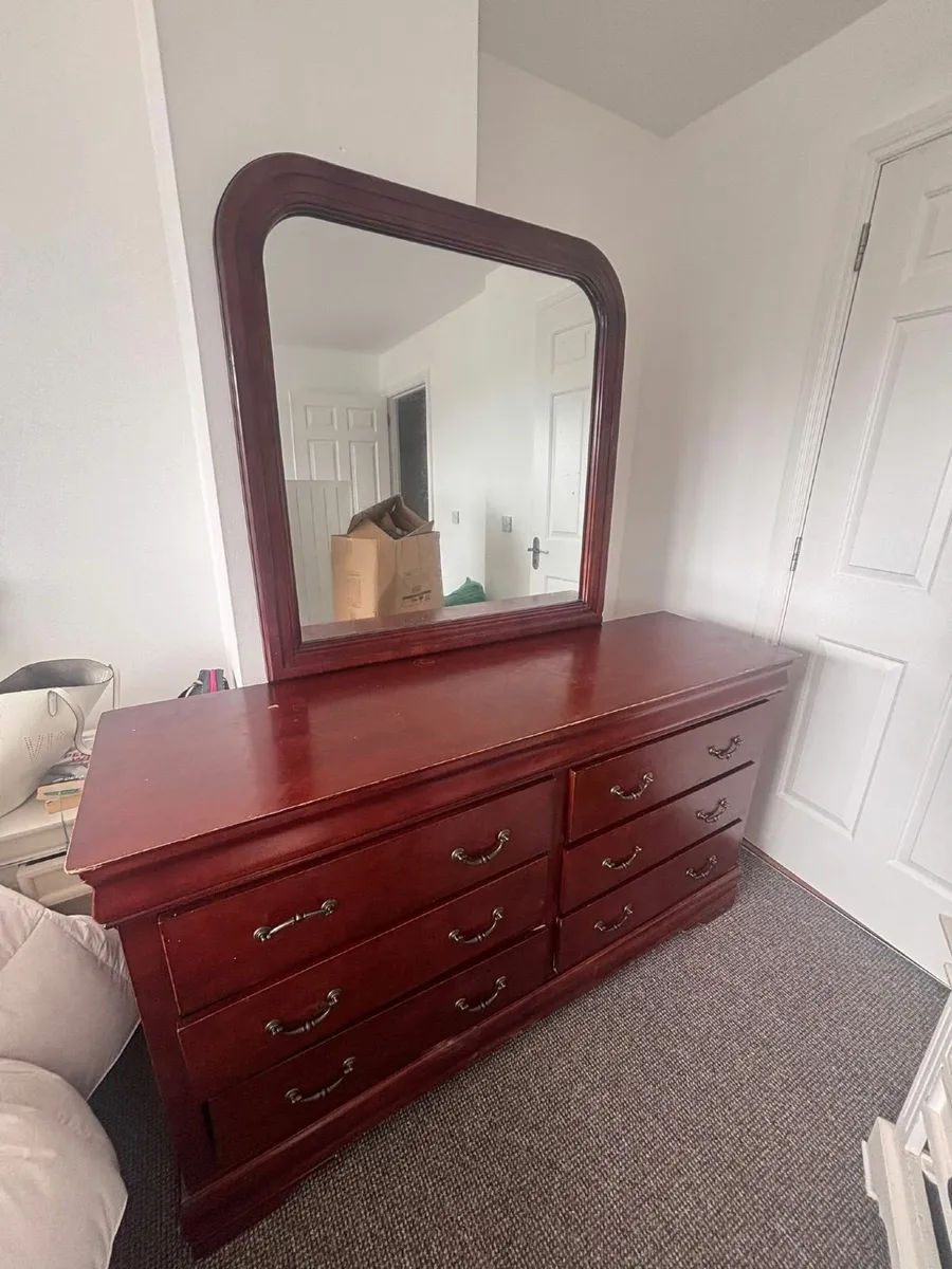 Chest of drawers plus mirror - Image 2