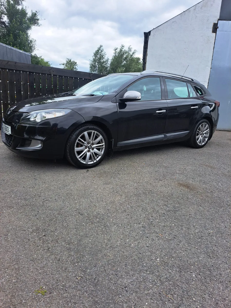Renault Megane 2011 - Image 1