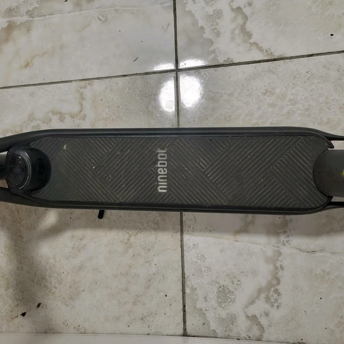 Ninebot escooter - Image 2