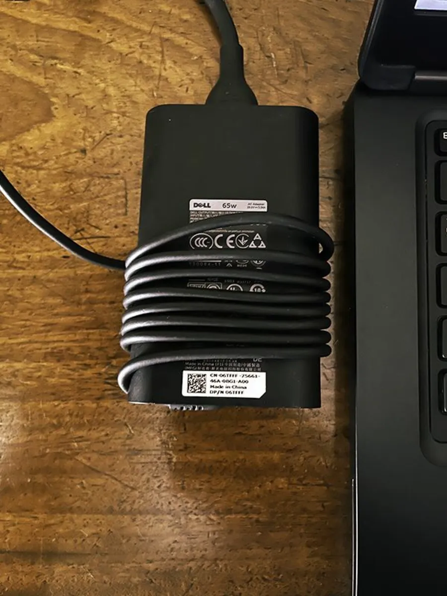 Dell Laptop E5480 - Image 2