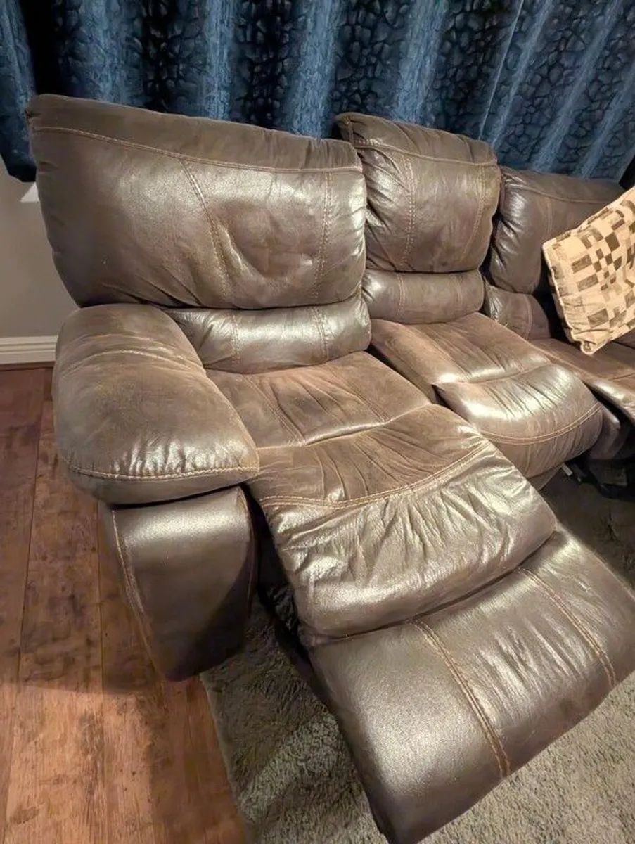 3-seater recliner sofa - Image 3