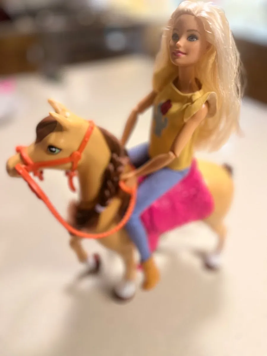 Barbie - Image 2