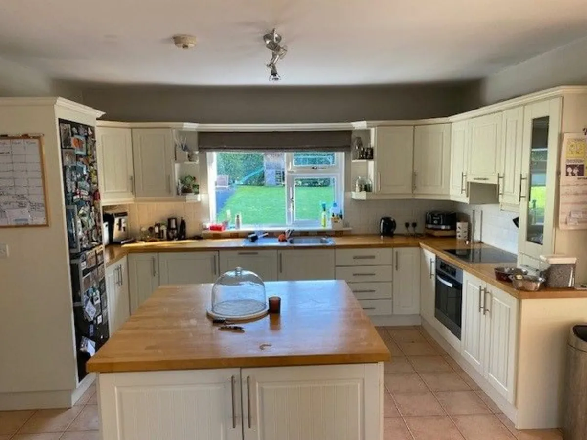 Kitchen - Image 1