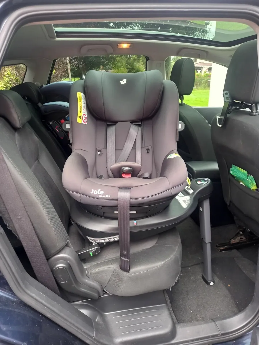 Car seat - Image 2