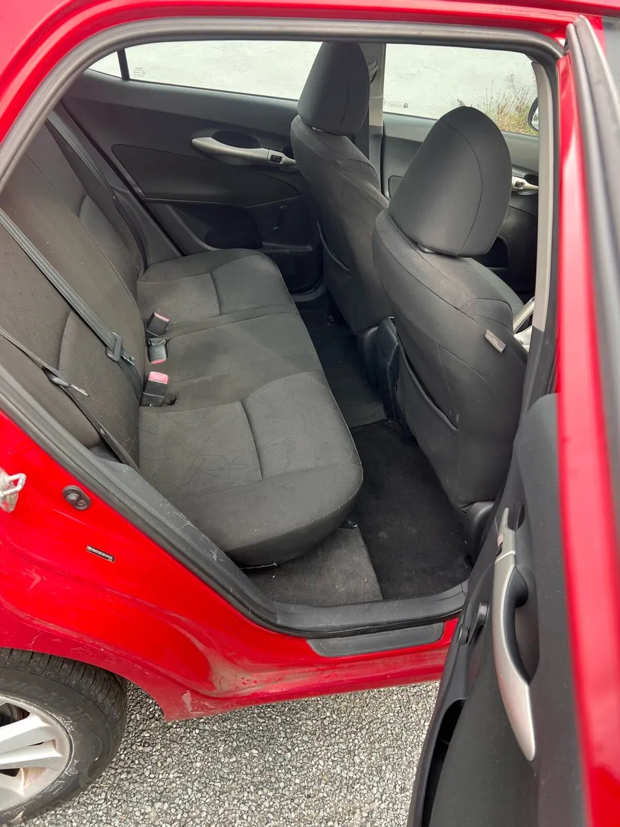 Toyota Auris - Image 3