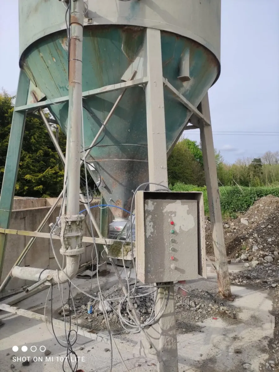 Cement silo 60 tonnes - Image 3
