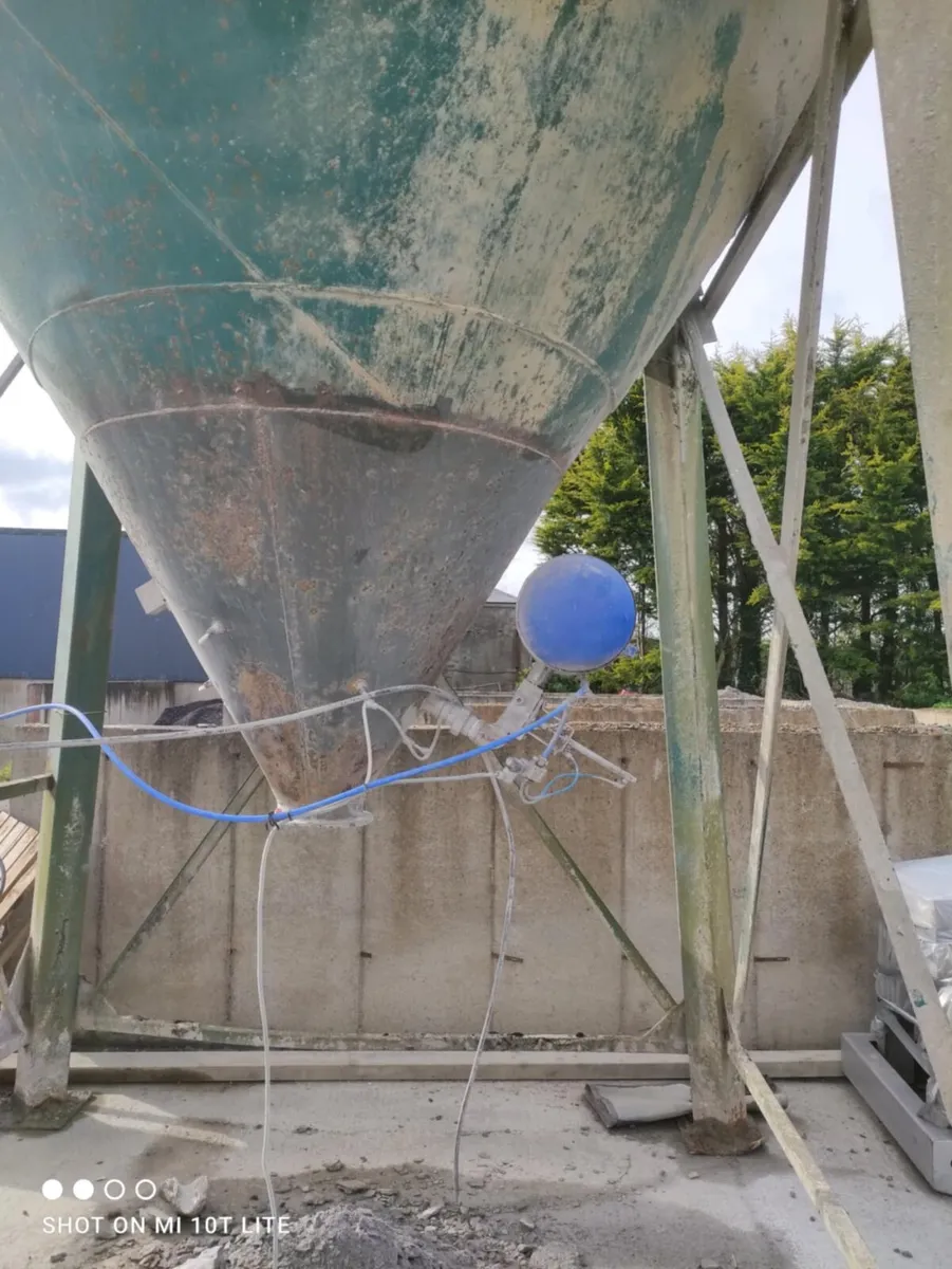 Cement silo 60 tonnes - Image 4