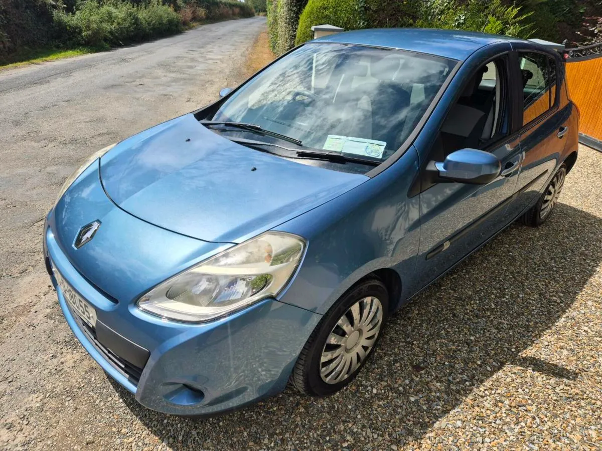 **2010'RENAULT CLIO - Low mileage!! - Image 2