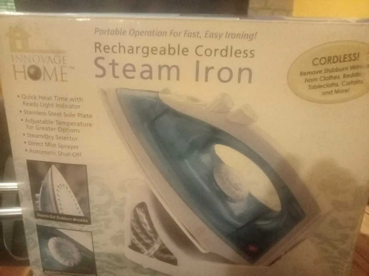 Cordless Steam Iron - Image 1