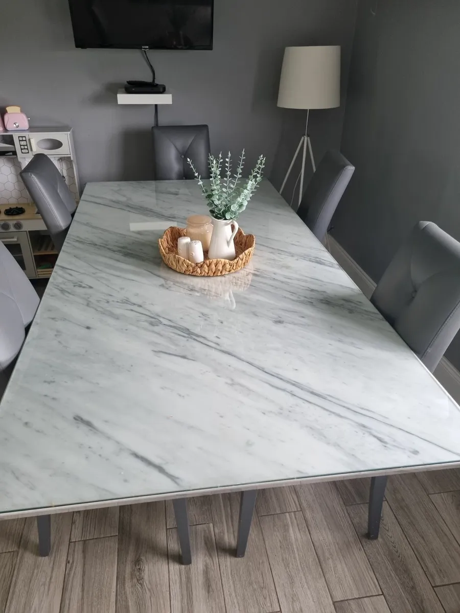Real marble dining table for sale - Image 3