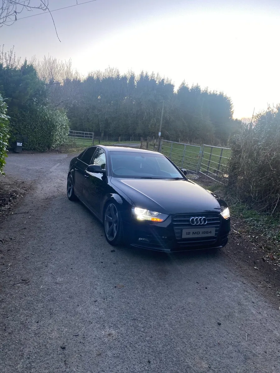 Audi A4 2.0TDI 177bhp *Low Mileage* - Image 4