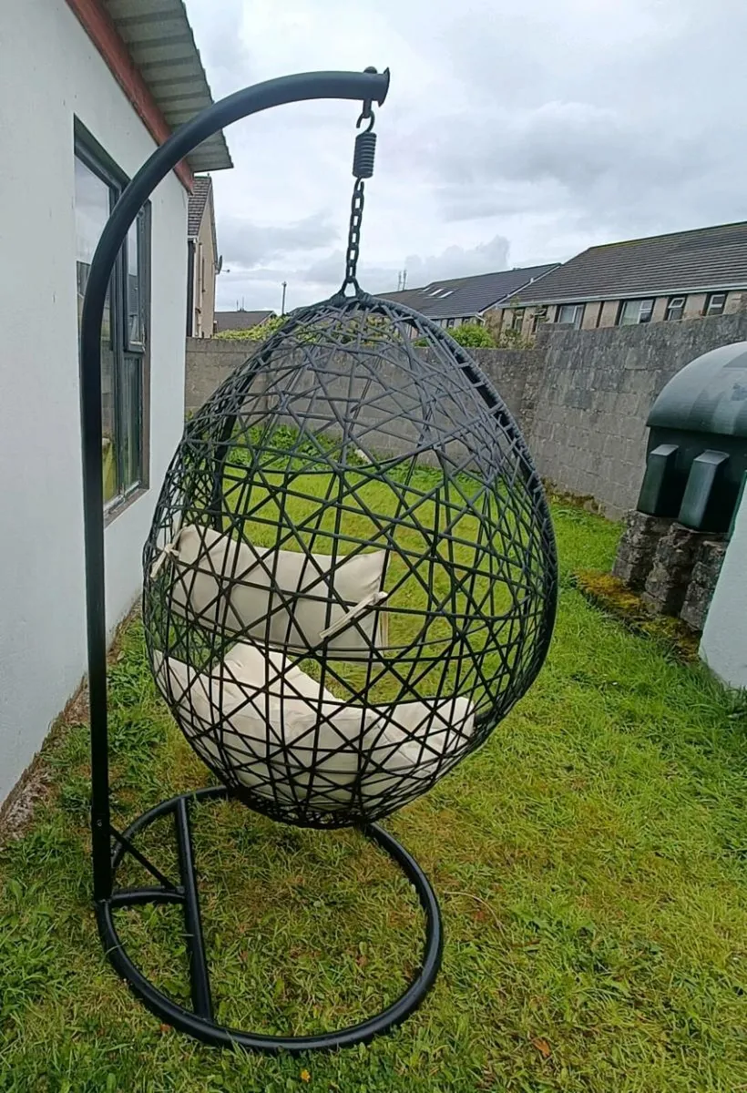 Swing chair - Image 4