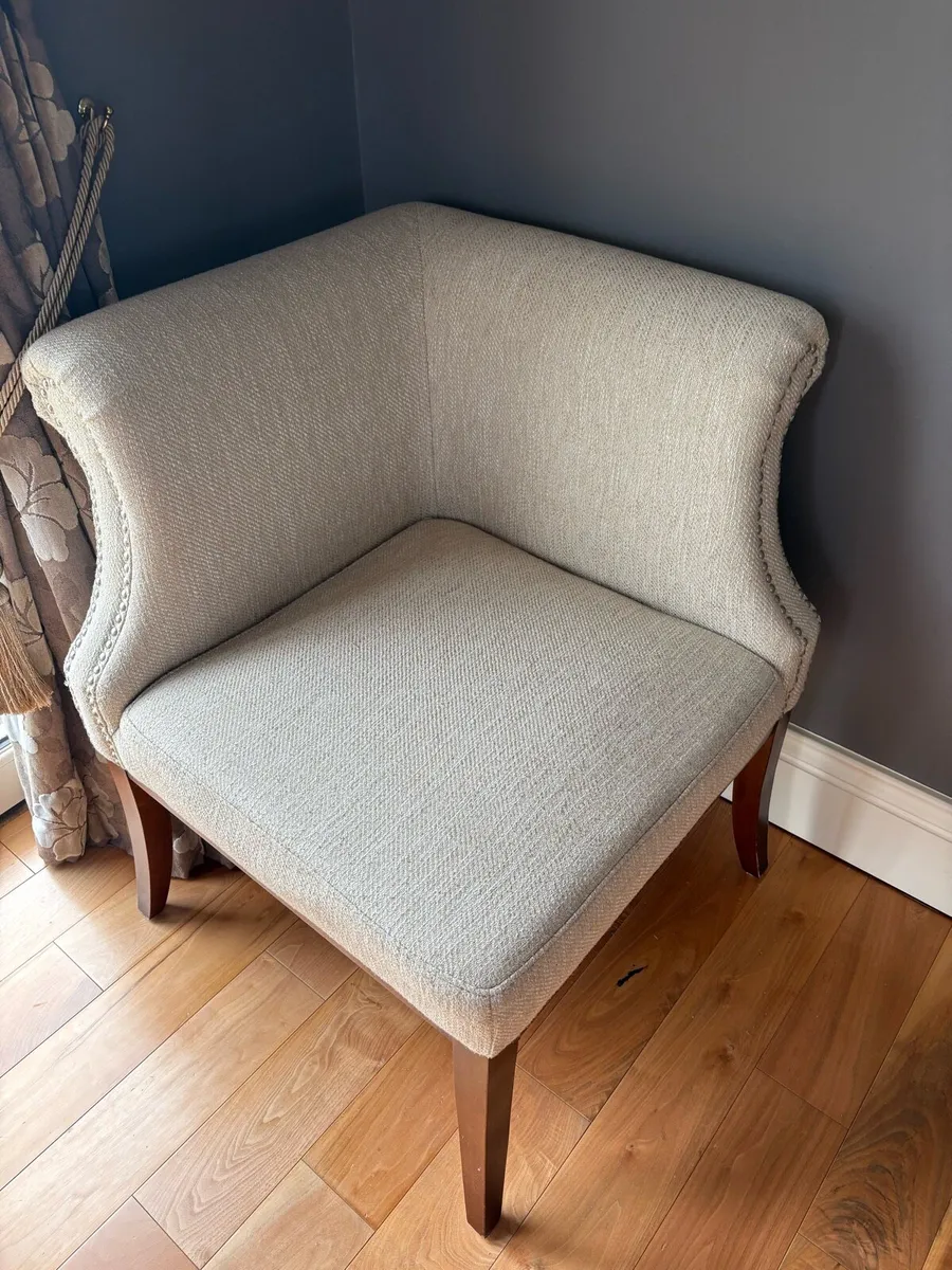 Chair - Image 3