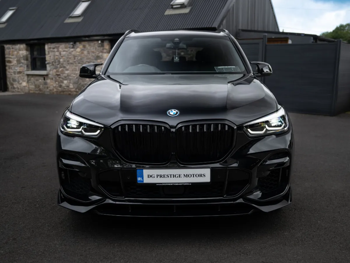 2022 BMW X5 M SPORT M PERFORMANCE 45E - Image 3