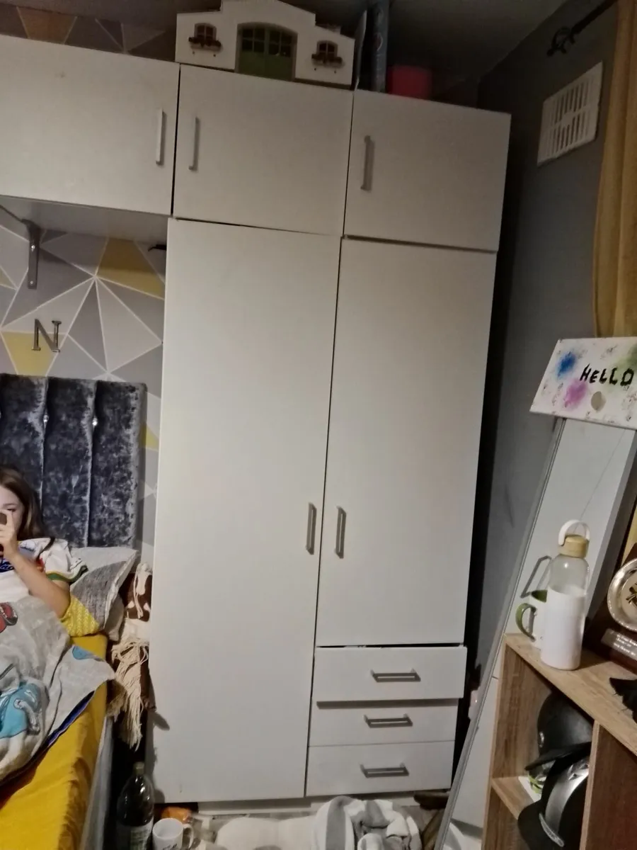 Matching Wardrobes and overhead storage - Image 1