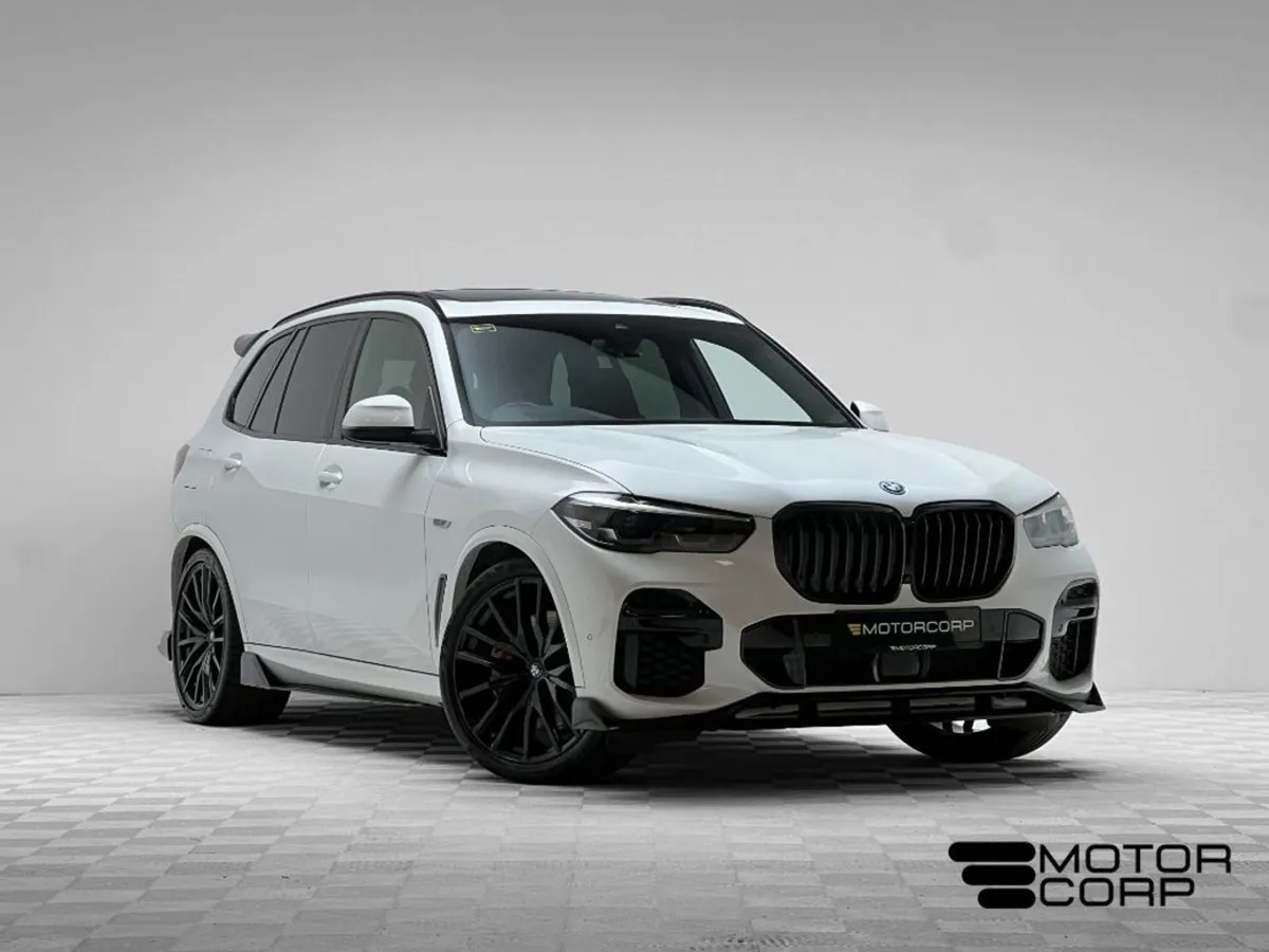 BMW X5 45E M Sport  bowers PAN Roof - Image 1