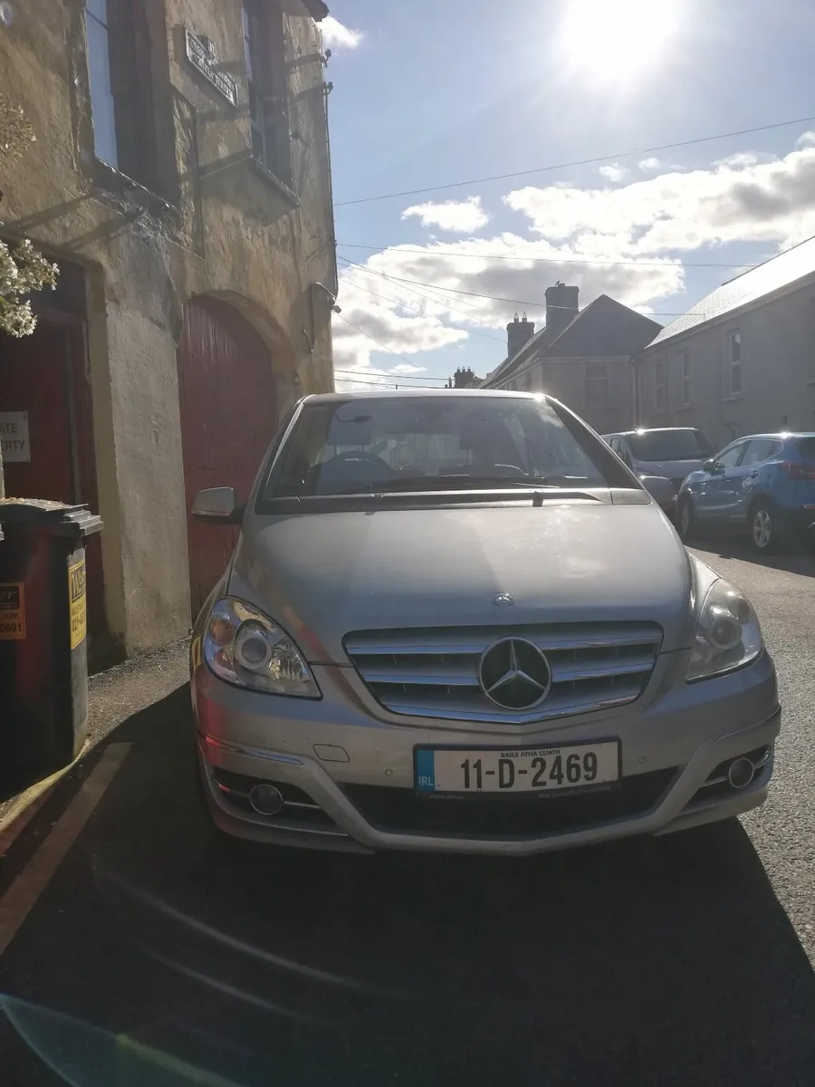 Mercedes-Benz B-Class 2011 - Image 1