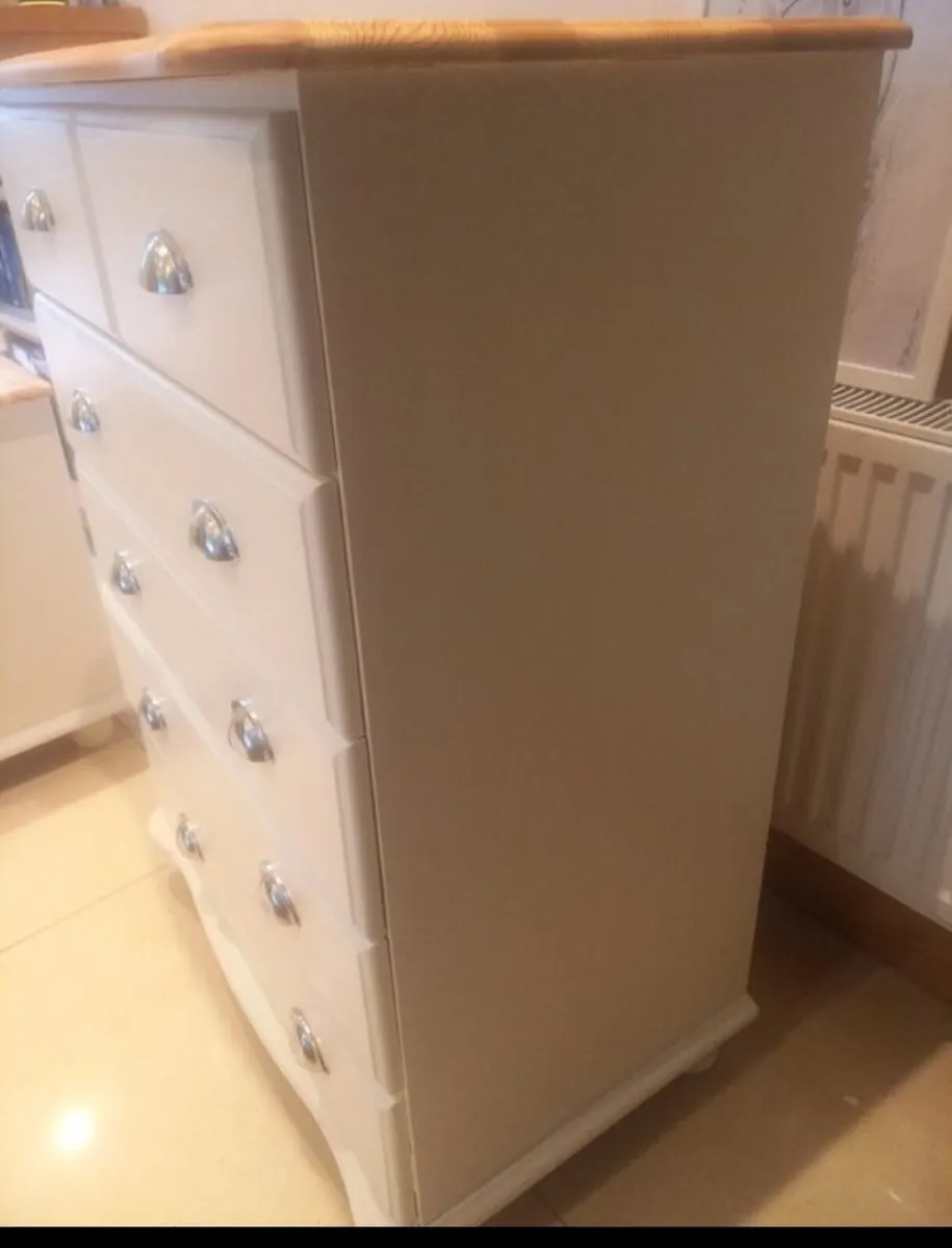 Chest of drawers - Image 2