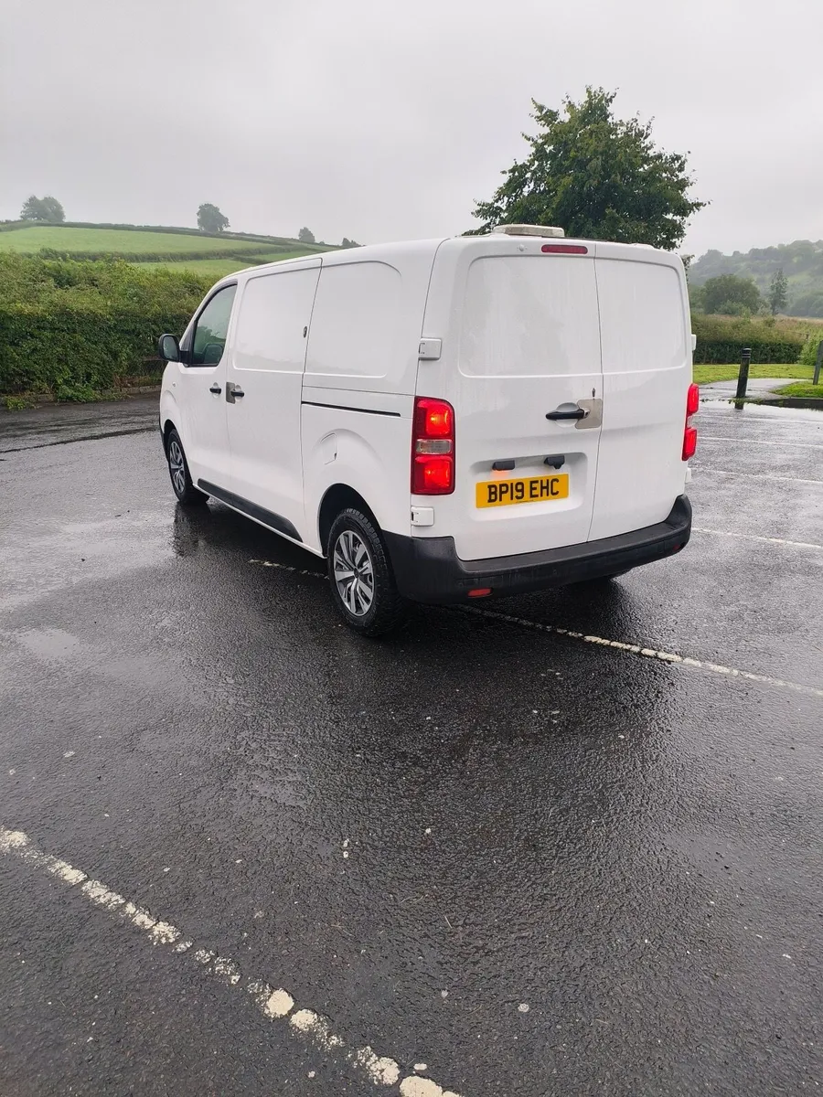 Citroen Dispatch 2019 2.0l - Image 3