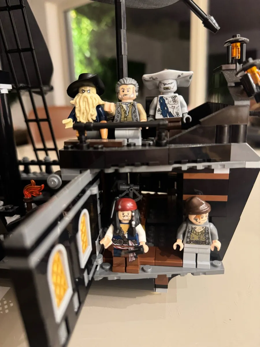 Lego pirates of the Caribbean+ box,instructions - Image 2