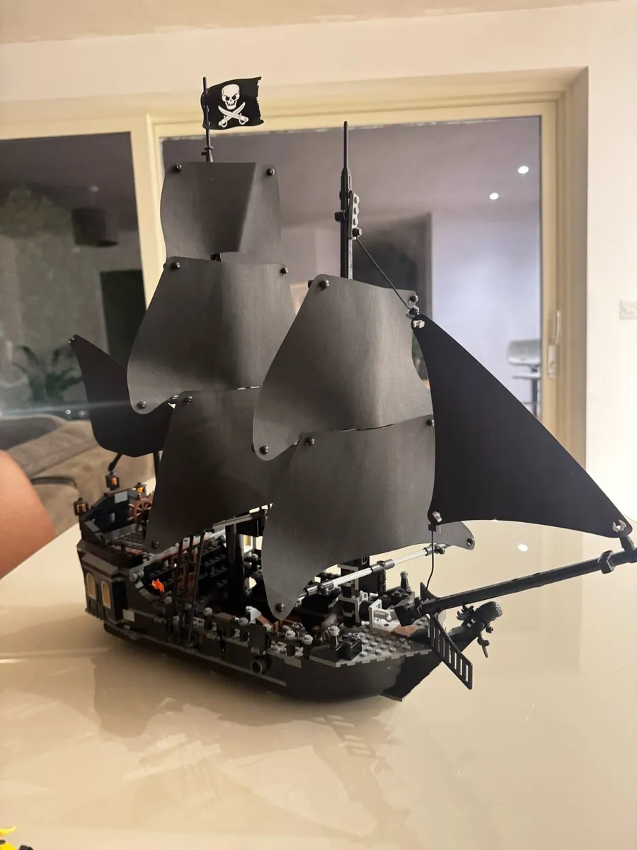 Lego pirates of the Caribbean+ box,instructions - Image 4