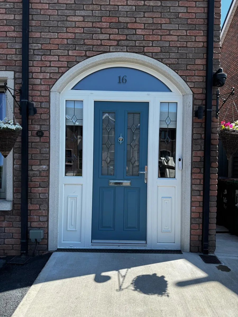 Composite front door - Image 1
