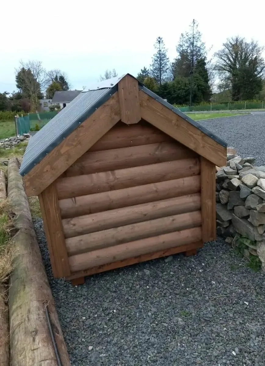 Dog house - Image 2