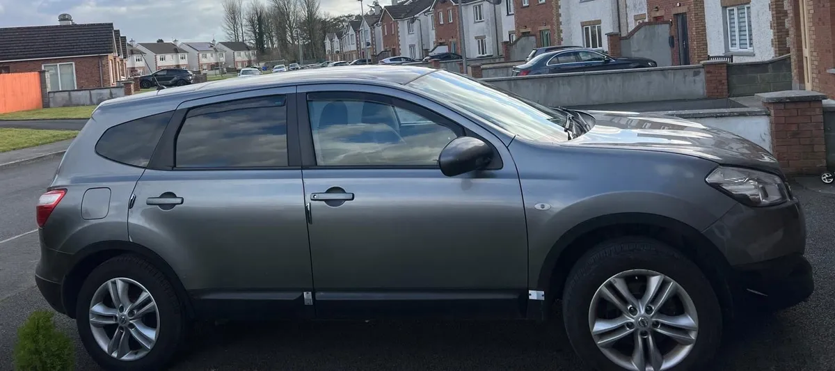 Nissan Qashqai - Image 1
