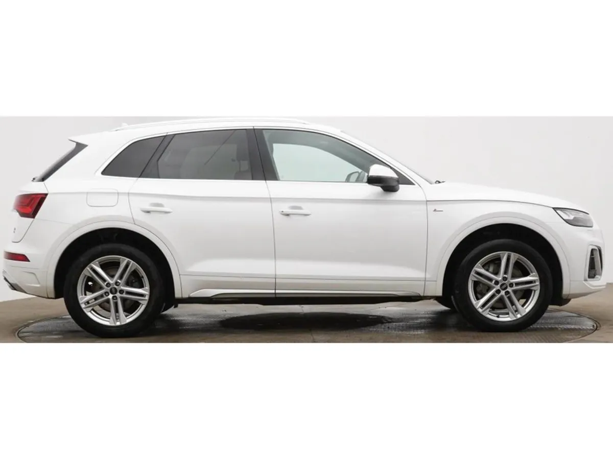 Audi Q5 S LINE 40 TDI MHEV QUA QUATTRO - Image 2
